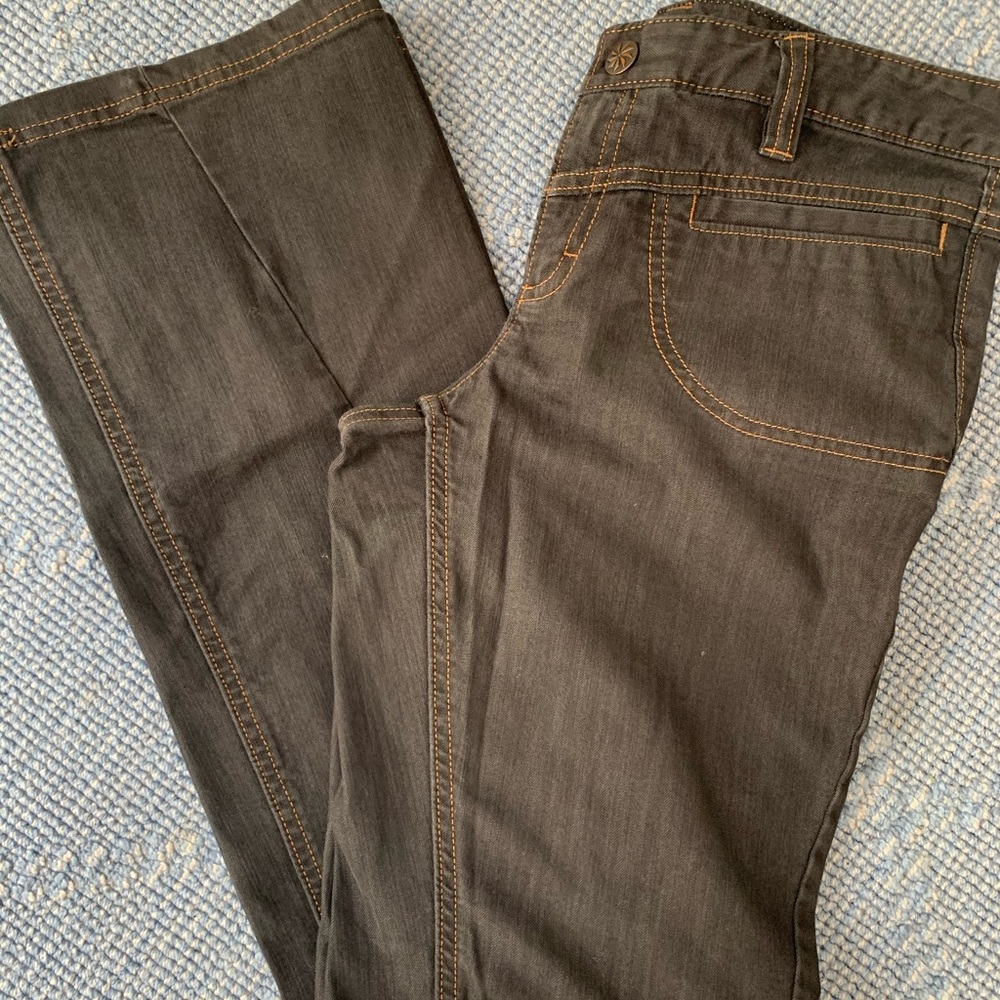 Prana size 6 dark wash jeans